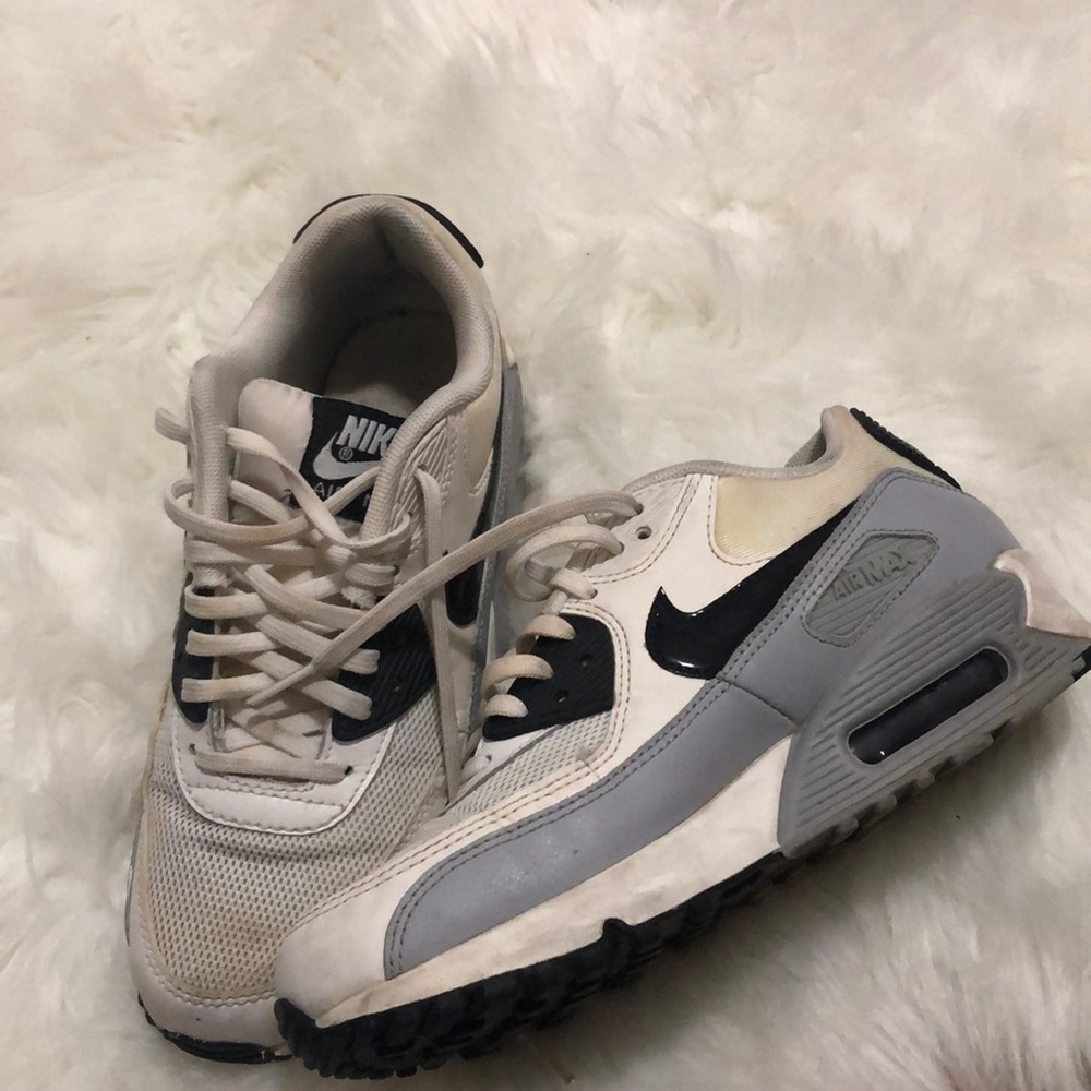 Nike shoes